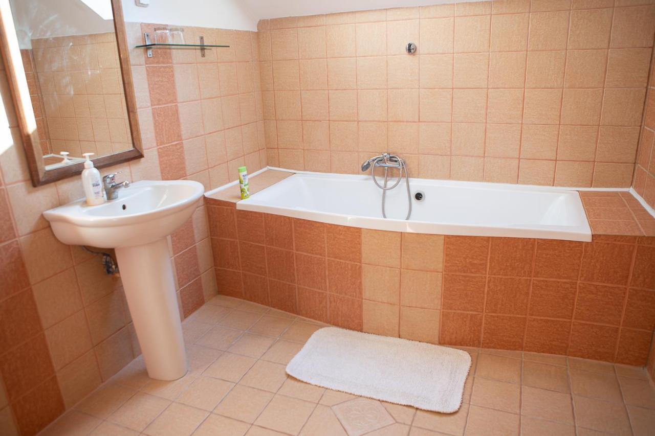 Hunyadi Panzio-Apartman มาโค ภายนอก รูปภาพ